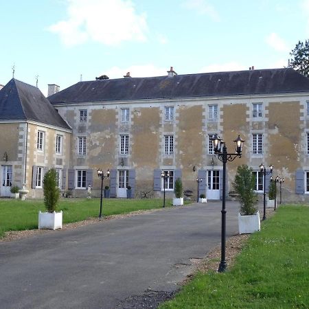 Hôtel Chateau de la Touche proche Poitiers à Savigny-Lévescault Extérieur photo