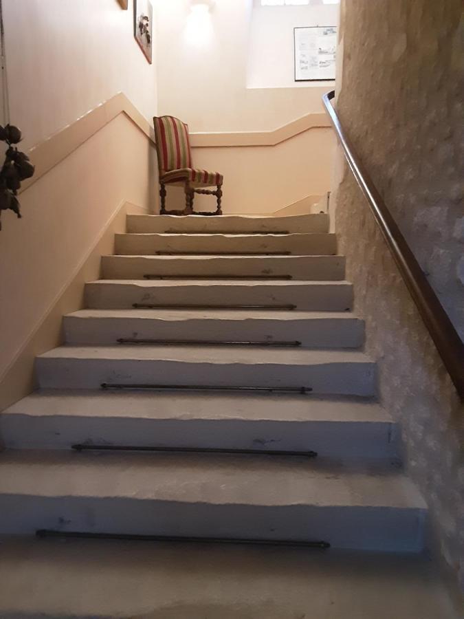 Hôtel Chateau de la Touche proche Poitiers à Savigny-Lévescault Extérieur photo